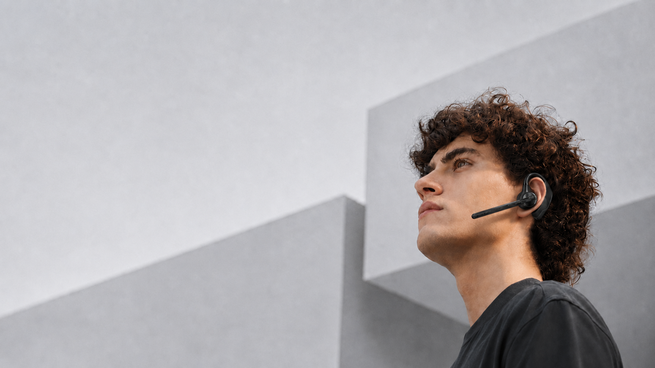 LIVEY OpenEar headset for mobile professionals